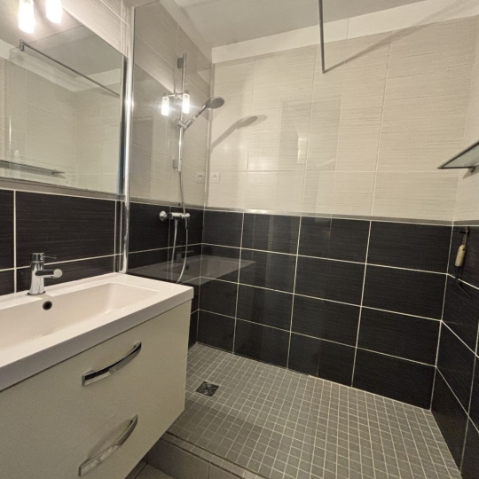 Annonces ARAMON : Appartement | NIMES (30900) | 27 m2 | 530 &euro; 