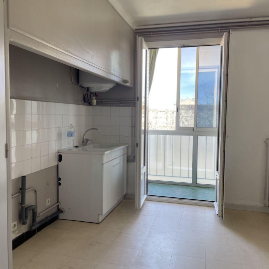  Annonces ARAMON : Apartment | AVIGNON (84000) | 94 m2 | 126 000 € 