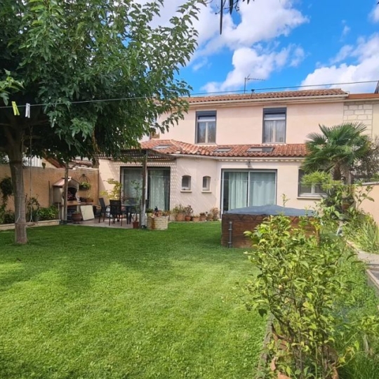 Annonces ARAMON : Maison / Villa | AVIGNON (84000) | 145.00m2 | 279 000 € 