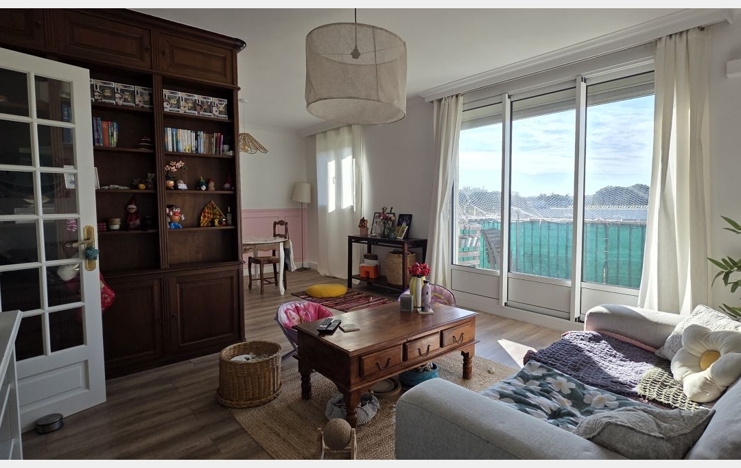 Annonces ARAMON : Appartement | AVIGNON (84000) | 65 m2 | 119 000 &euro; 