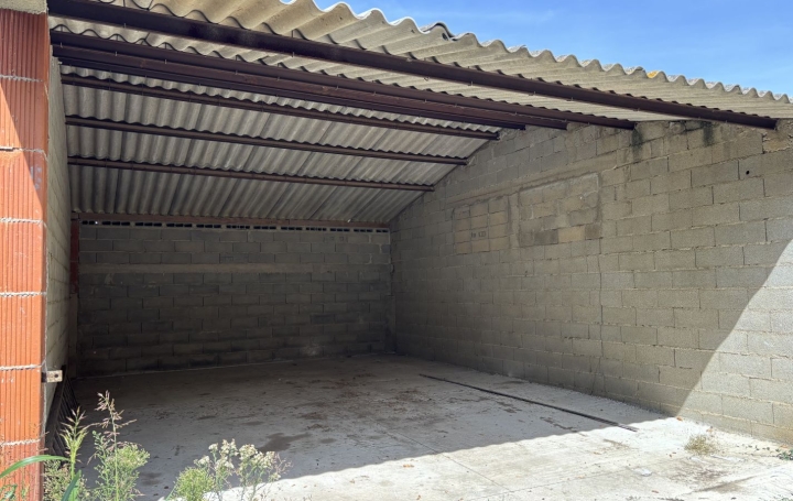  Annonces ARAMON Garage / Parking | REMOULINS (30210) | 45 m2 | 430 € 